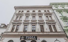 Carolina'S Yoga Apartment
